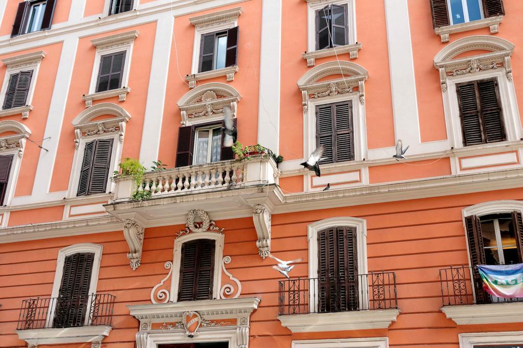 Lucky Domus Guest house Rome