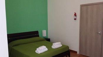 Lucky Domus Guest house 2*