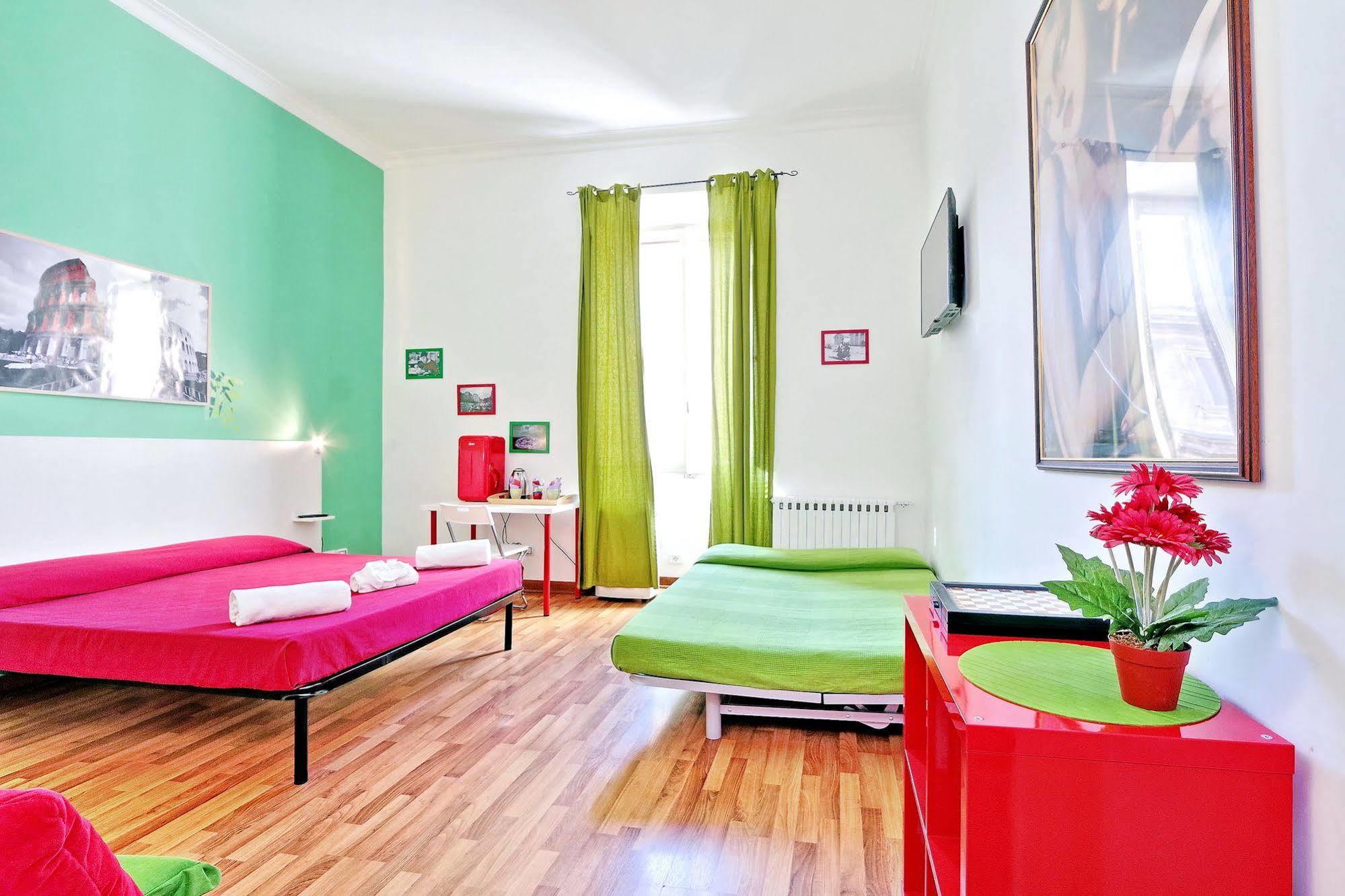 Lucky Domus Guest house 2*