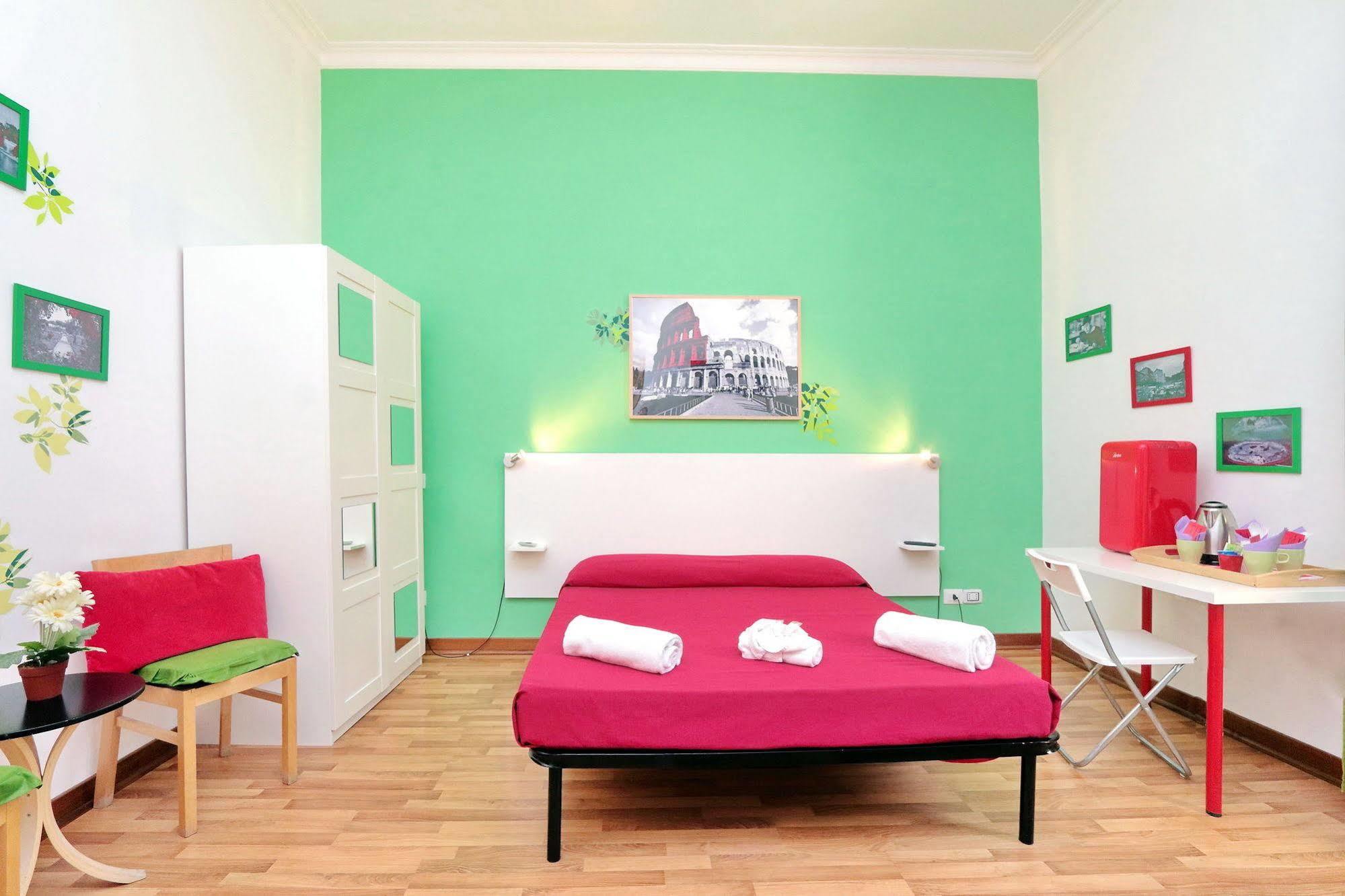 Lucky Domus Guest house