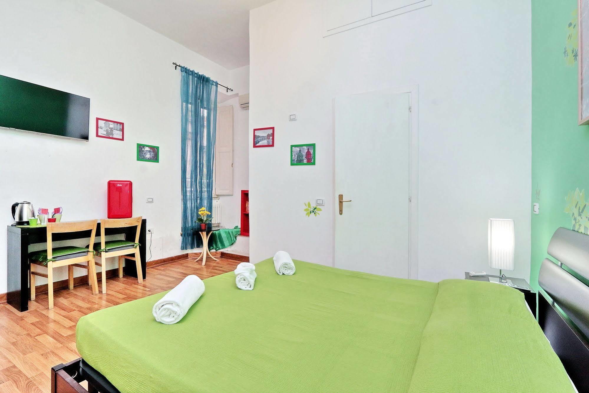 Lucky Domus 2* Rome