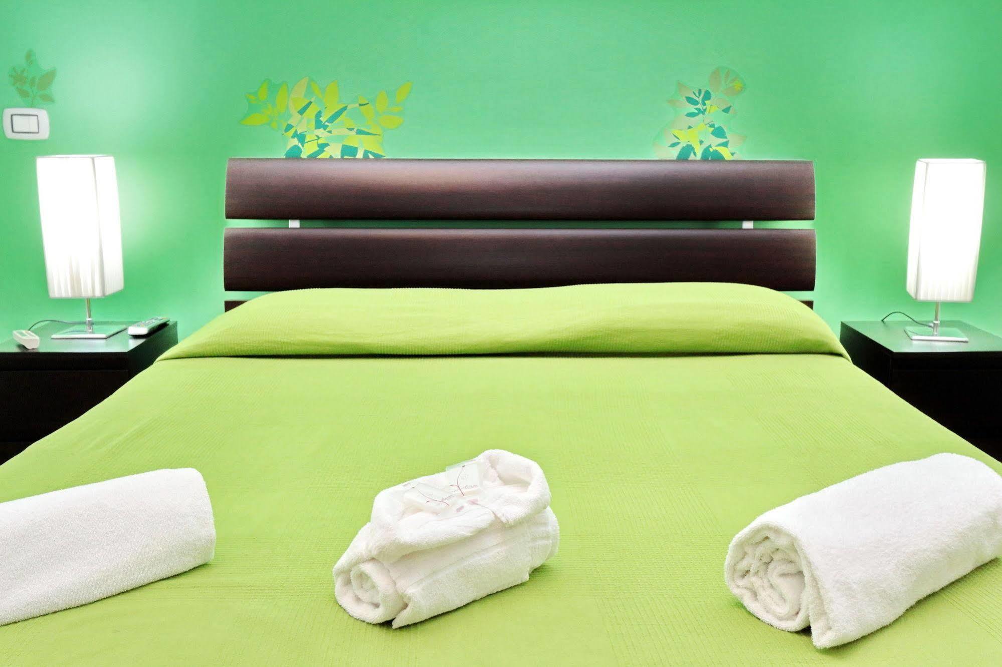 Lucky Domus Guest house 2*