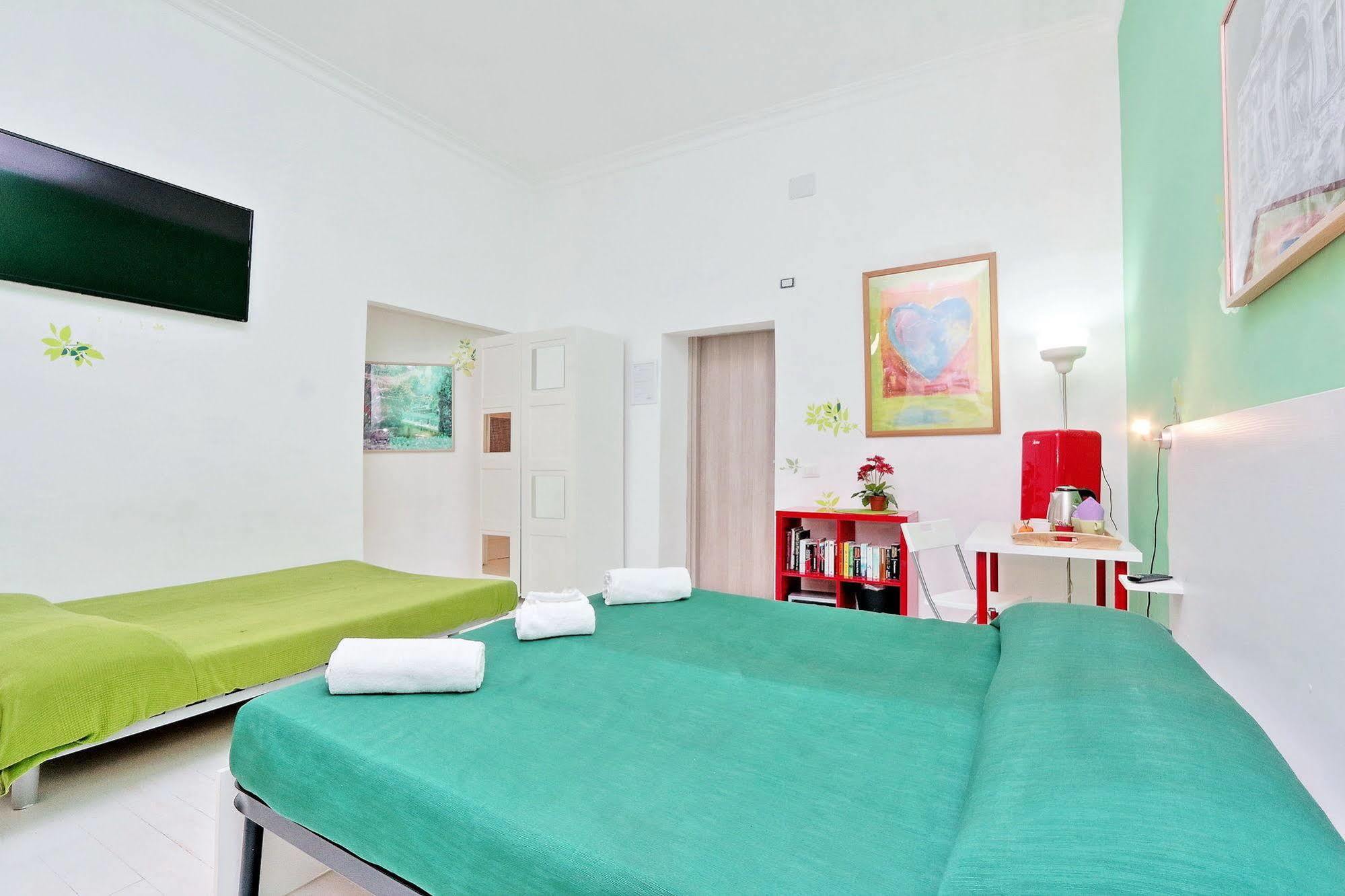 Lucky Domus 2* Rome